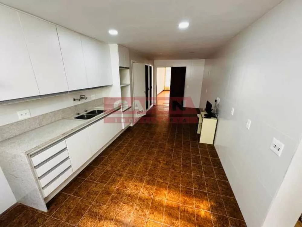 Apartamento, 3 quartos, 270 m² - Foto 18