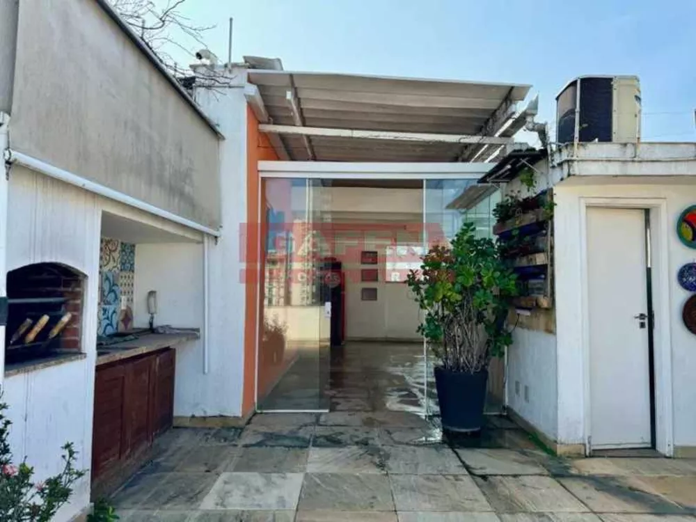 Cobertura, 3 quartos, 245 m² - Foto 5