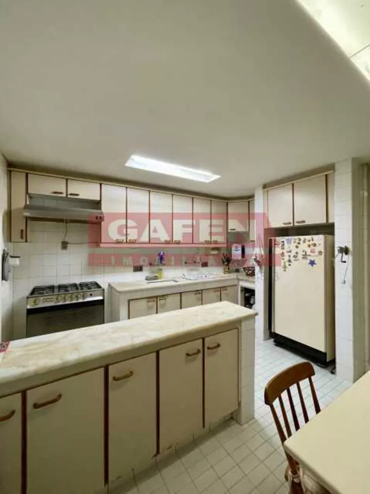 Apartamento, 4 quartos, 265 m² - Foto 11