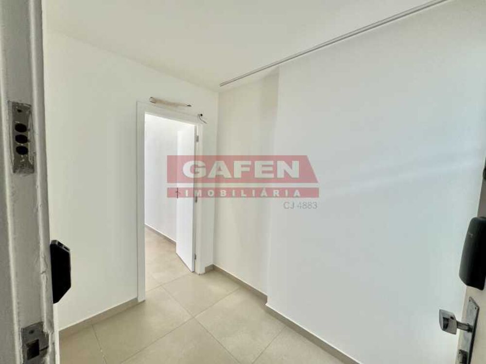 Conjunto Comercial-Sala à venda com 1 quarto, 30m² - Foto 2