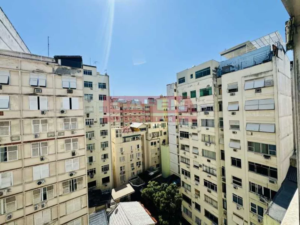 Apartamento à venda com 3 quartos, 105m² - Foto 2