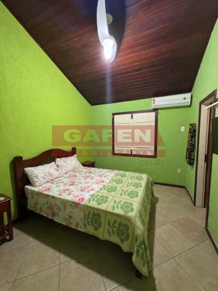 Casa à venda com 4 quartos, 200m² - Foto 8