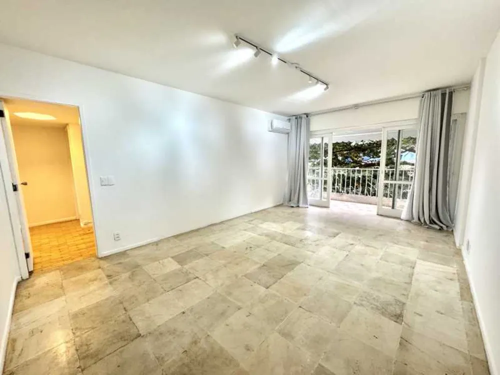 Apartamento, 3 quartos, 100 m² - Foto 2