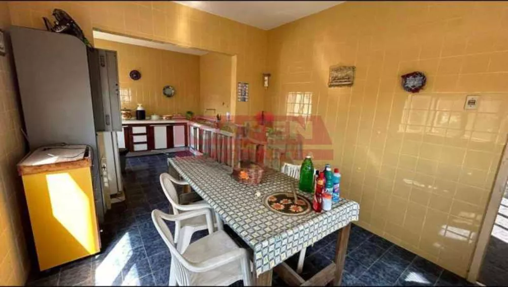 Casa, 4 quartos, 228 m² - Foto 4