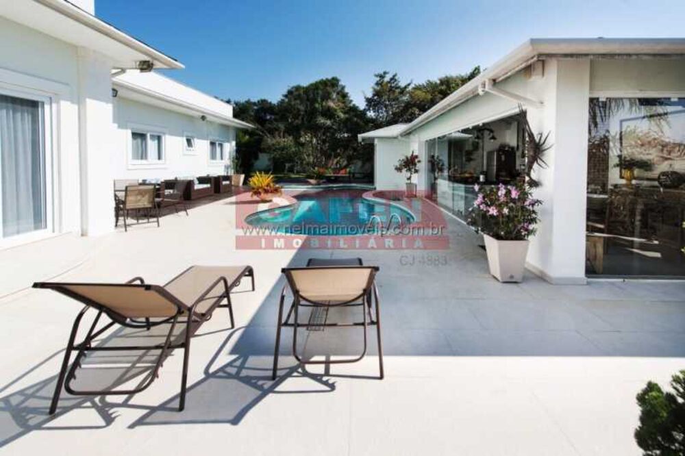 Casa à venda com 5 quartos, 500m² - Foto 3