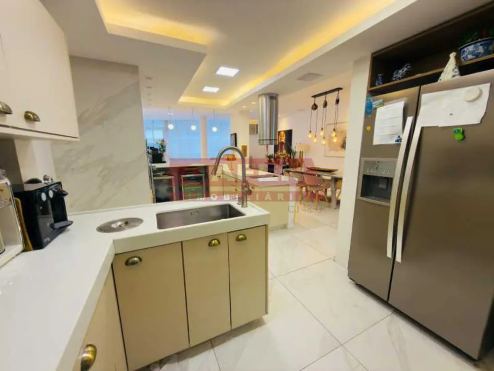 Apartamento, 3 quartos, 200 m² - Foto 11