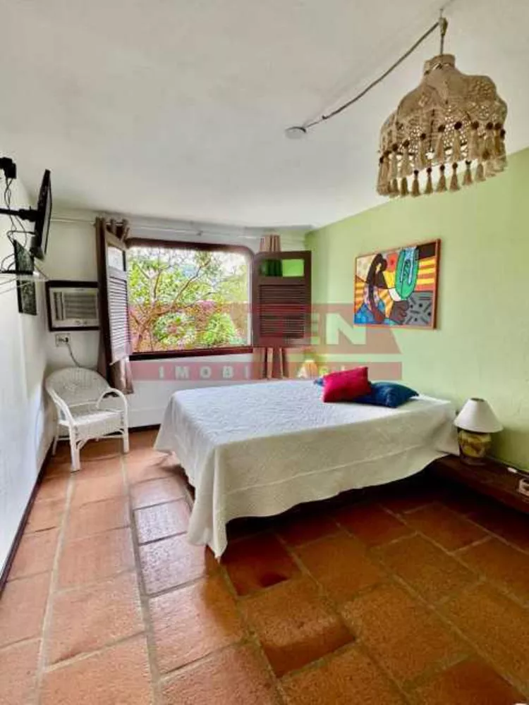 Casa, 6 quartos, 300 m² - Foto 1