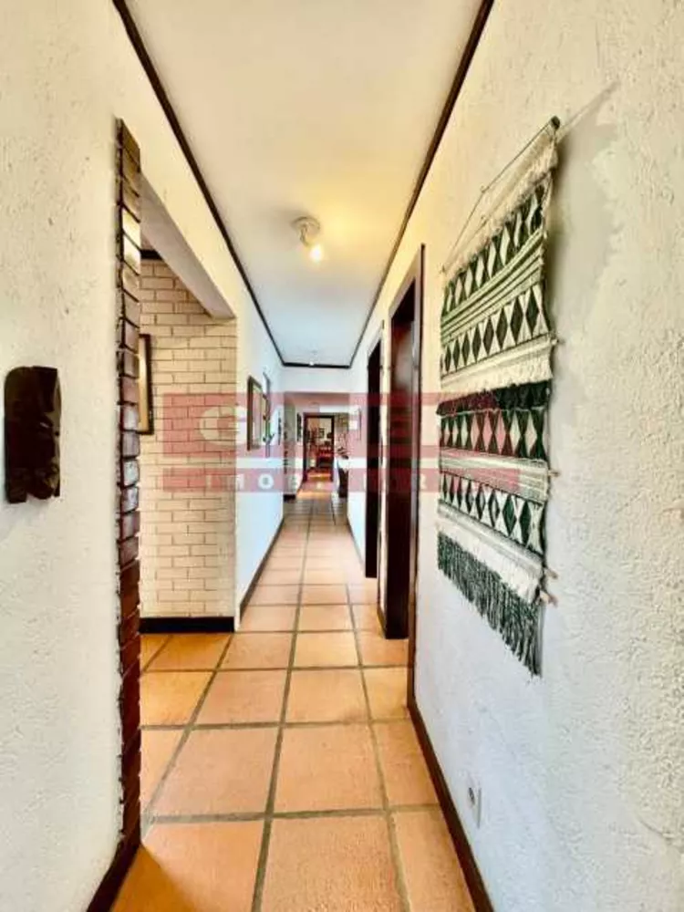 Casa, 6 quartos, 300 m² - Foto 4