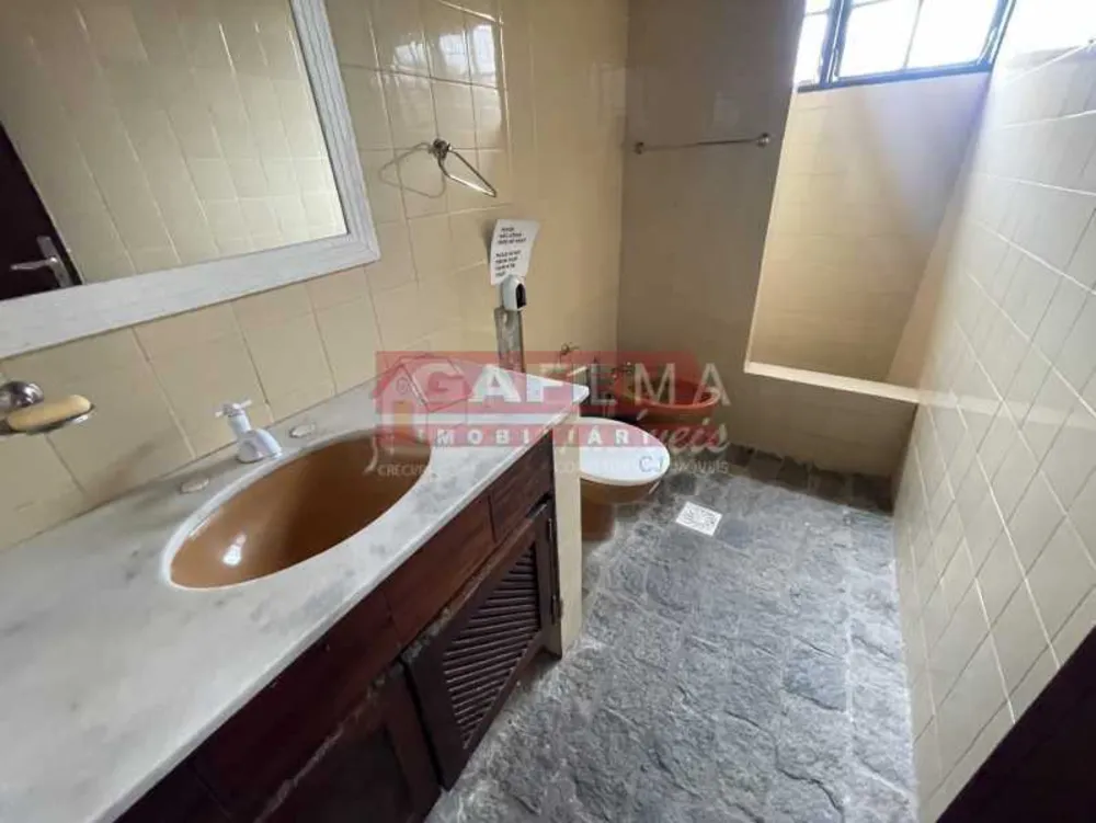 Casa, 4 quartos, 214 m² - Foto 10