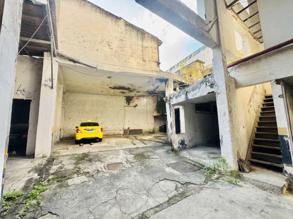 Depósito-Galpão, 1800 m² - Foto 1