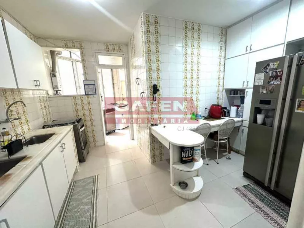 Apartamento, 3 quartos, 133 m² - Foto 2