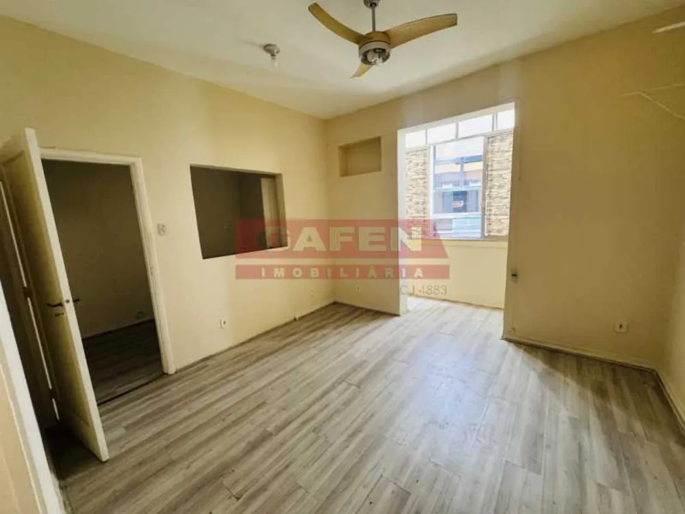 Apartamento, 1 quarto, 32 m² - Foto 1