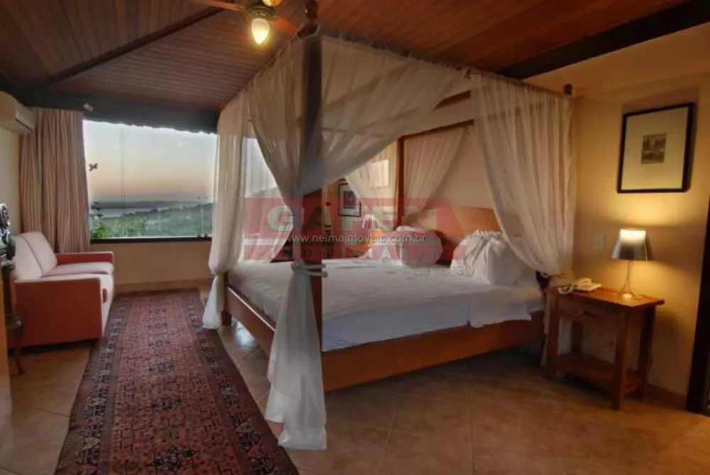 Casa, 8 quartos, 1303 m² - Foto 1