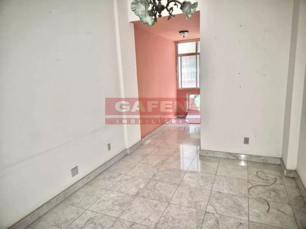 Apartamento, 2 quartos, 70 m² - Foto 2