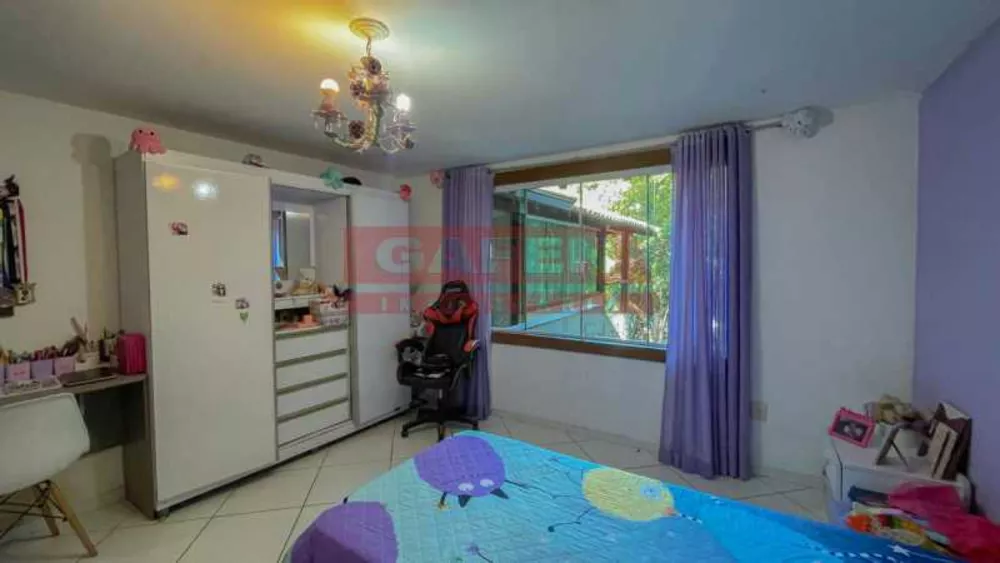 Casa, 4 quartos, 264 m² - Foto 19