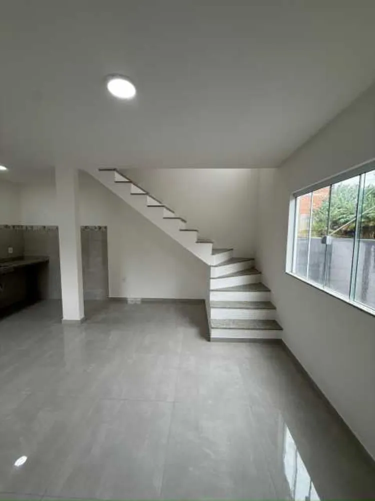 Casa, 2 quartos, 72 m² - Foto 2