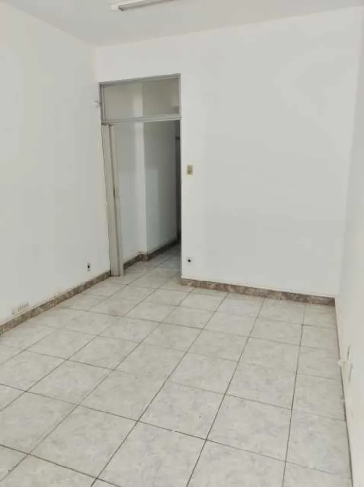 Apartamento, 1 quarto, 33 m² - Foto 2