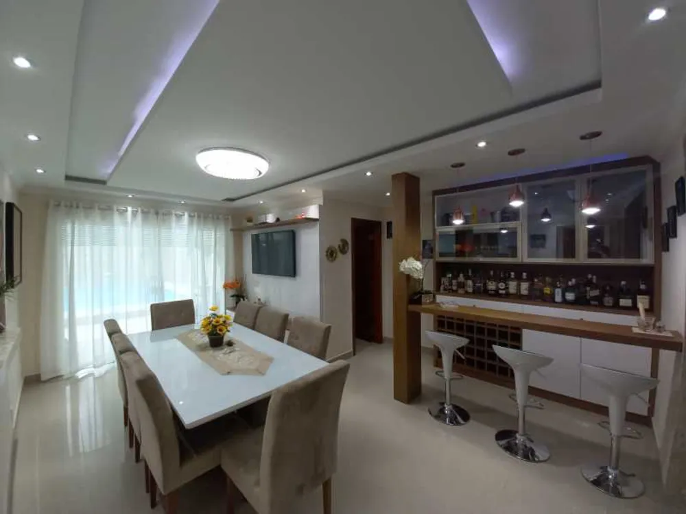 Casa, 4 quartos, 240 m² - Foto 6