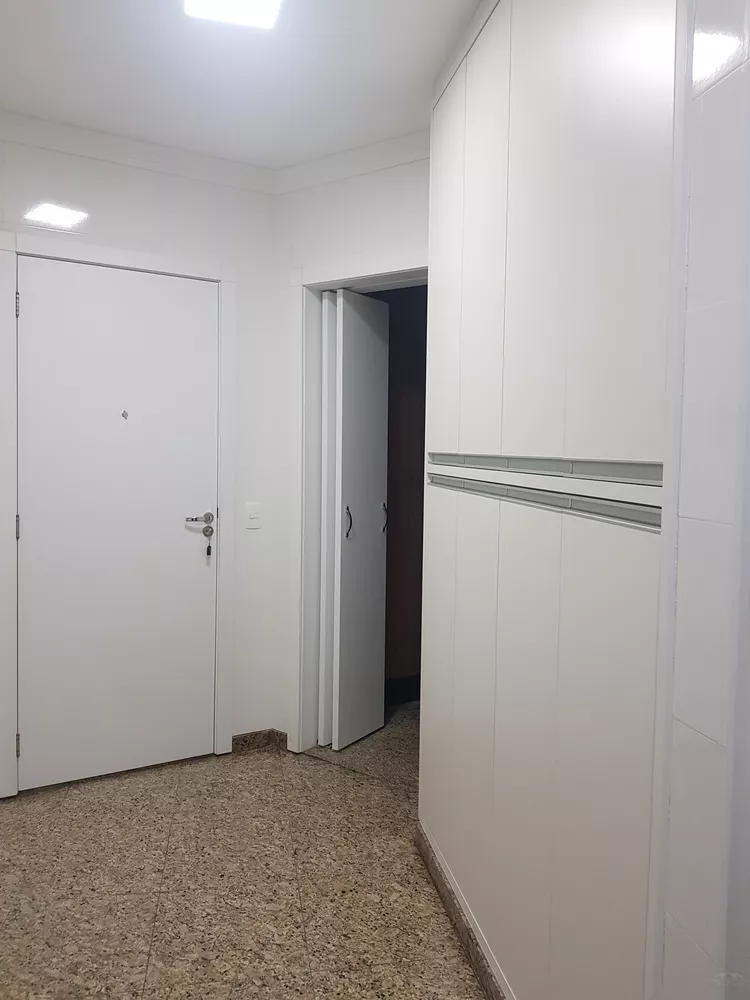 Apartamento à venda com 4 quartos, 110m² - Foto 4