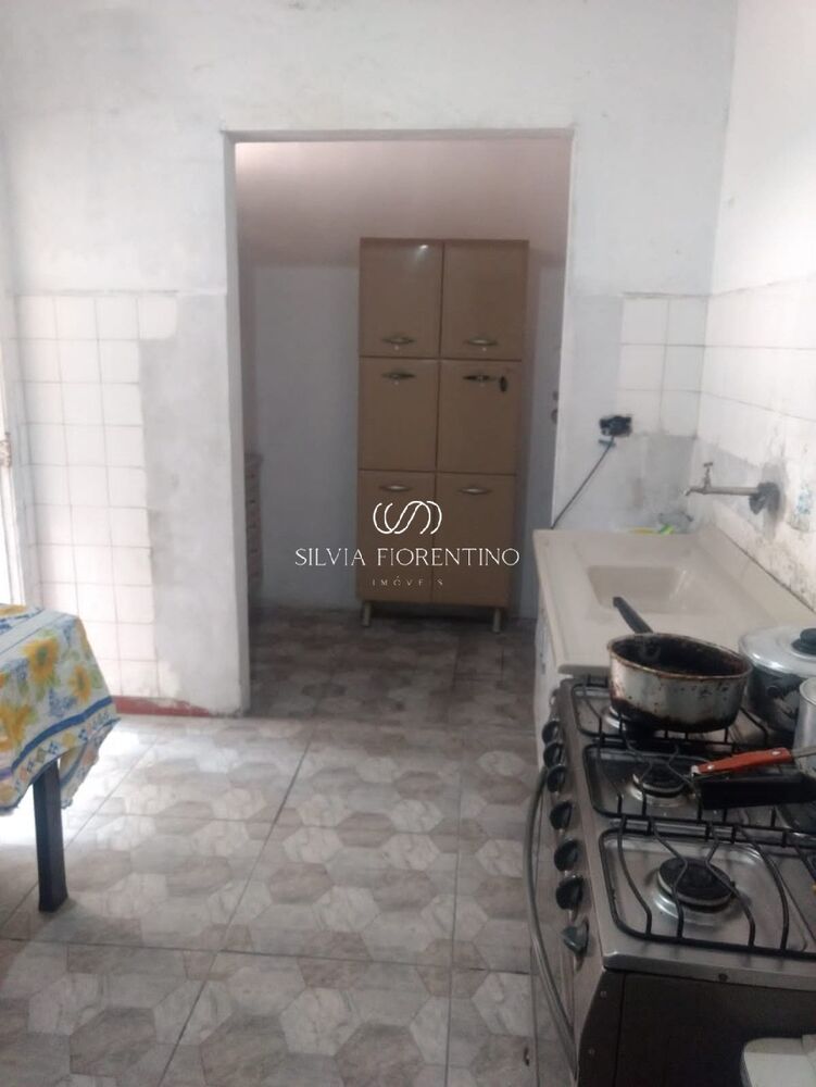 Casa à venda com 3 quartos, 250m² - Foto 6