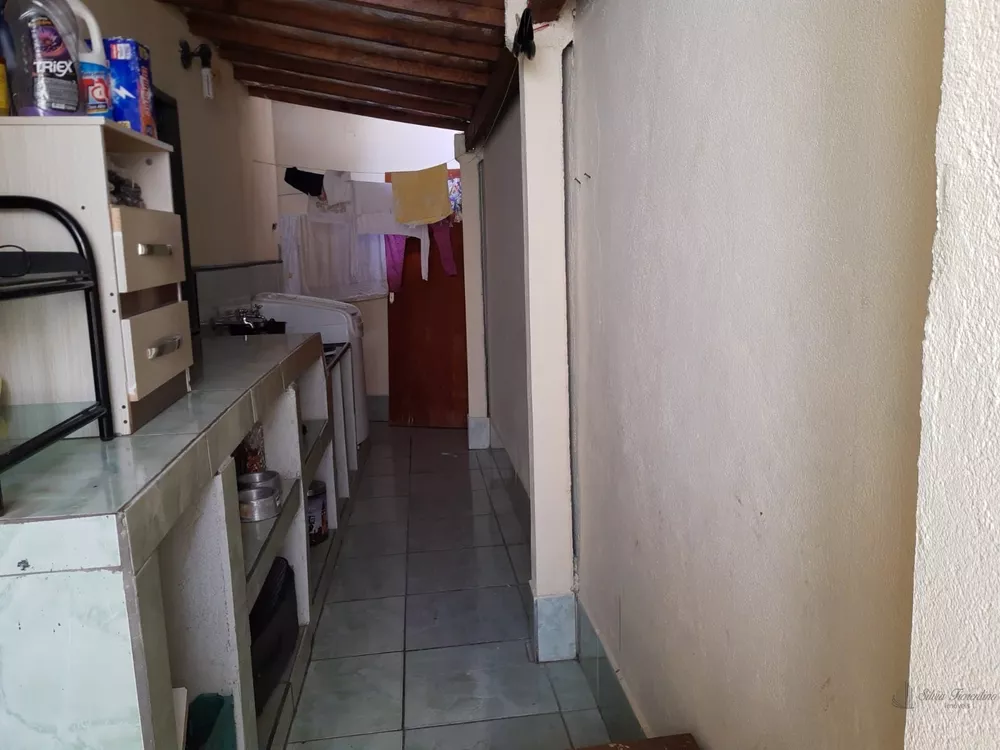 Casa à venda com 3 quartos, 122m² - Foto 8