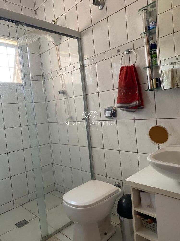 Casa à venda com 3 quartos, 286m² - Foto 5