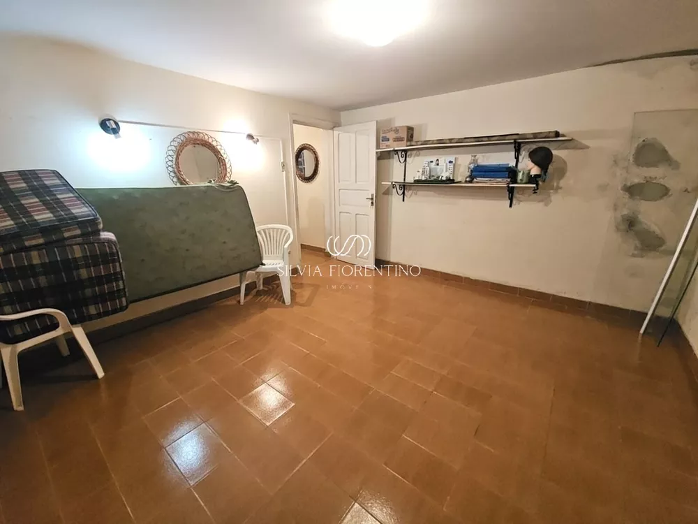 Casa à venda com 3 quartos, 277m² - Foto 6