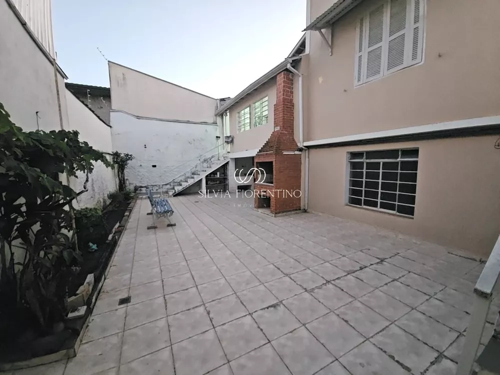 Casa à venda com 3 quartos, 277m² - Foto 10