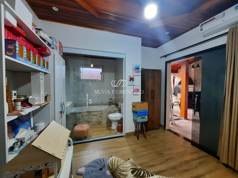 Casa, 3 quartos, 240 m² - Foto 20