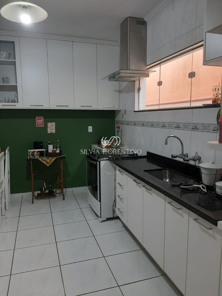 Casa à venda com 3 quartos, 300m² - Foto 15