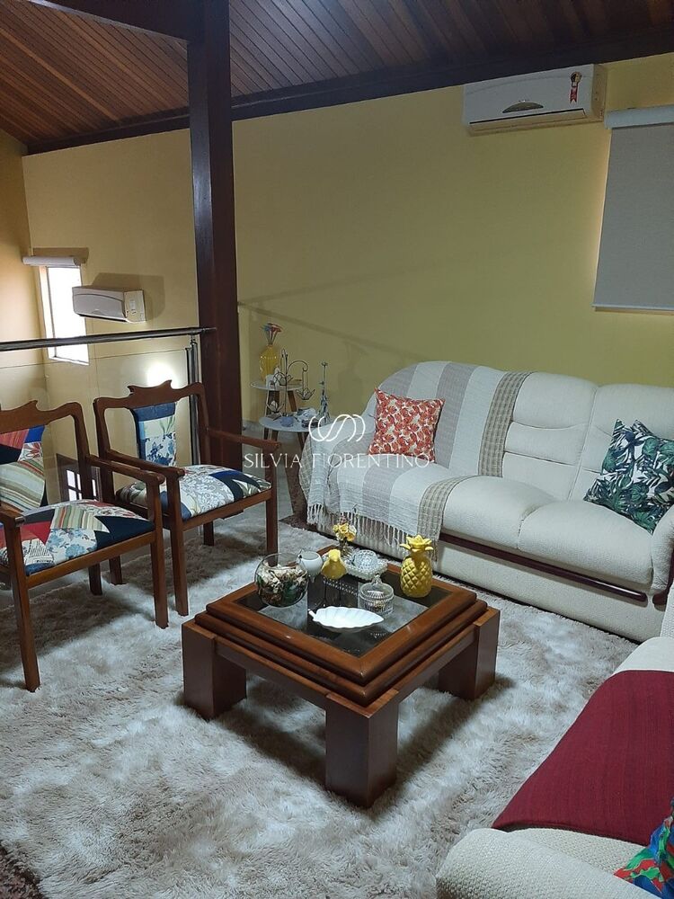Casa à venda com 3 quartos, 300m² - Foto 11
