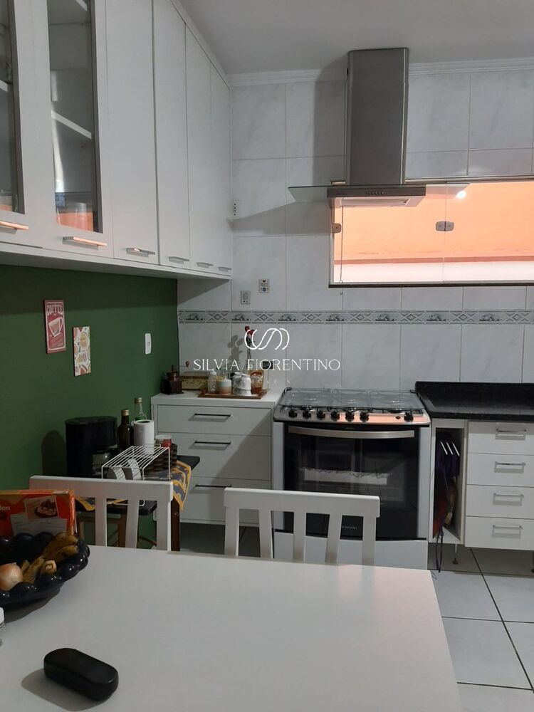 Casa à venda com 3 quartos, 300m² - Foto 14