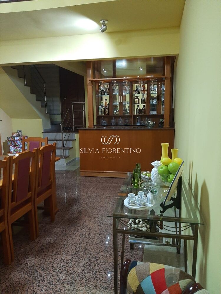 Casa à venda com 3 quartos, 300m² - Foto 10