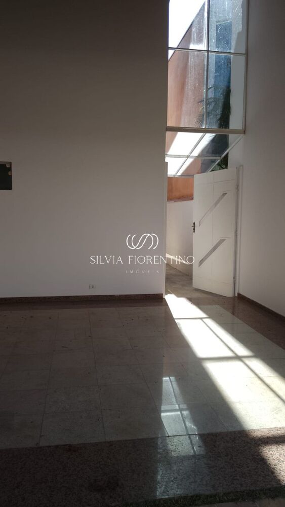 Casa à venda com 3 quartos, 300m² - Foto 28