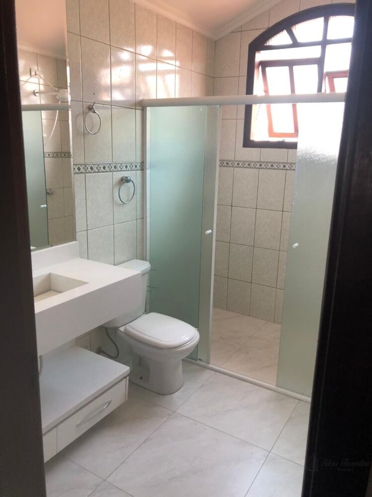 Casa, 4 quartos, 200 m² - Foto 2