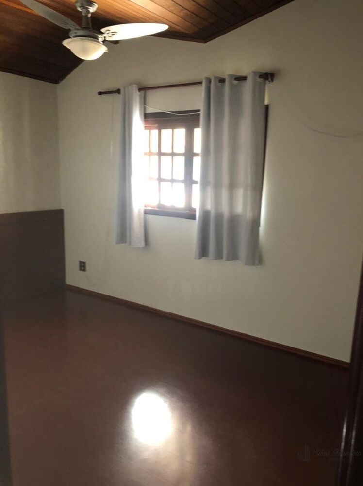Casa, 4 quartos, 200 m² - Foto 21
