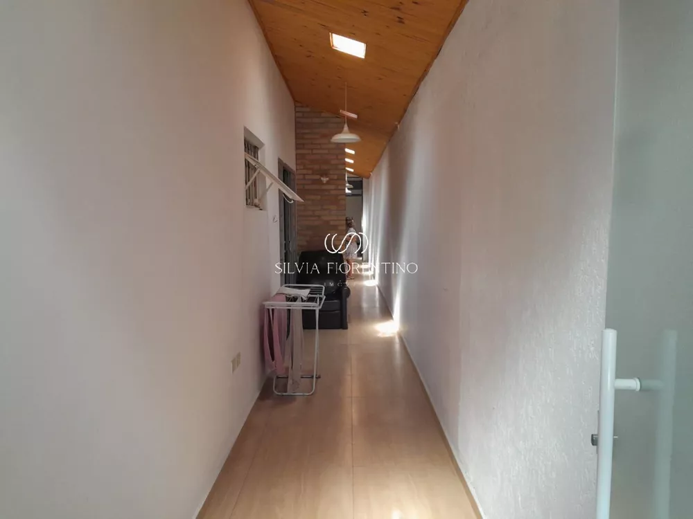 Casa à venda com 3 quartos, 125m² - Foto 2