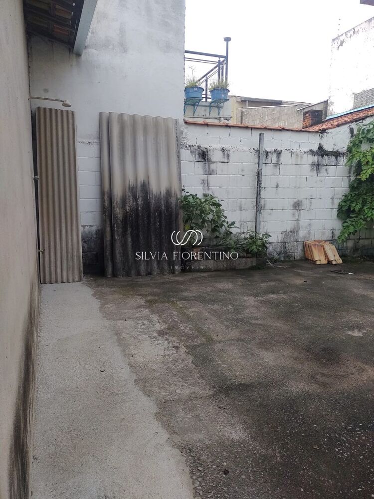 Casa, 3 quartos, 250 m² - Foto 1