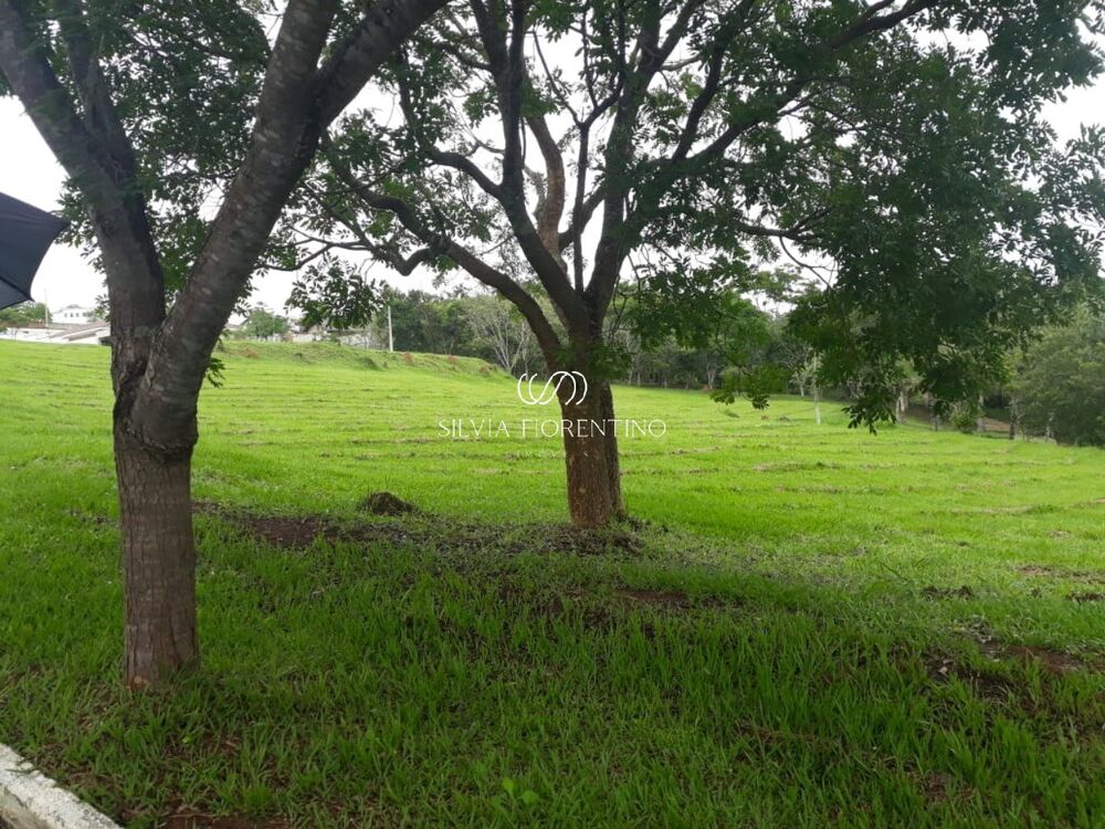 Terreno à venda, 600m² - Foto 1
