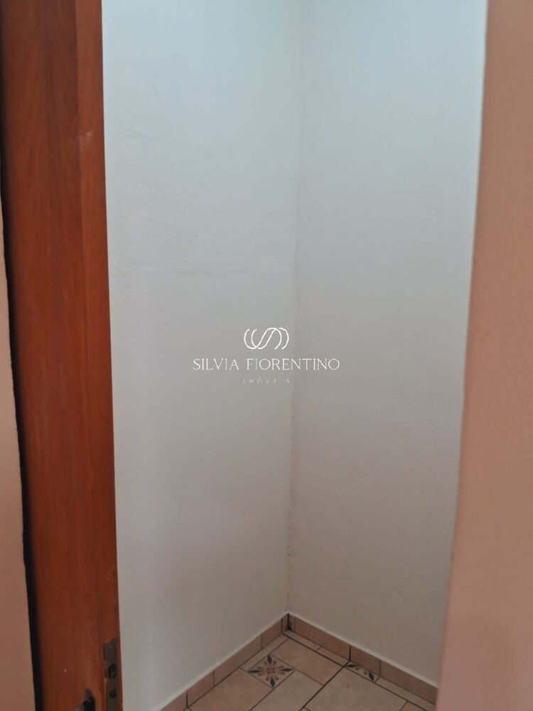 Casa à venda com 2 quartos, 150m² - Foto 4