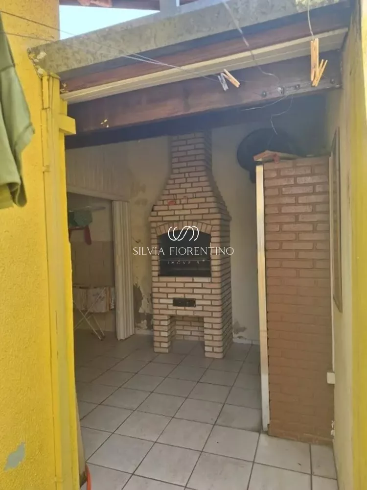 Casa à venda com 2 quartos, 125m² - Foto 3