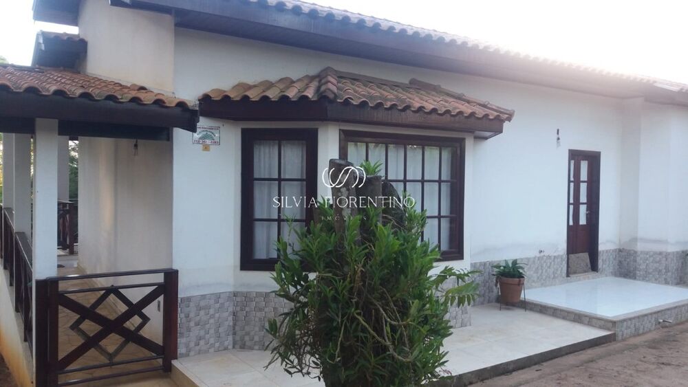 Chácara, 3 quartos, 2500 m² - Foto 1