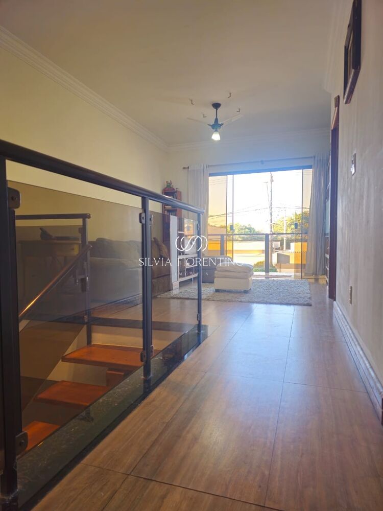 Casa, 3 quartos, 304 m² - Foto 3