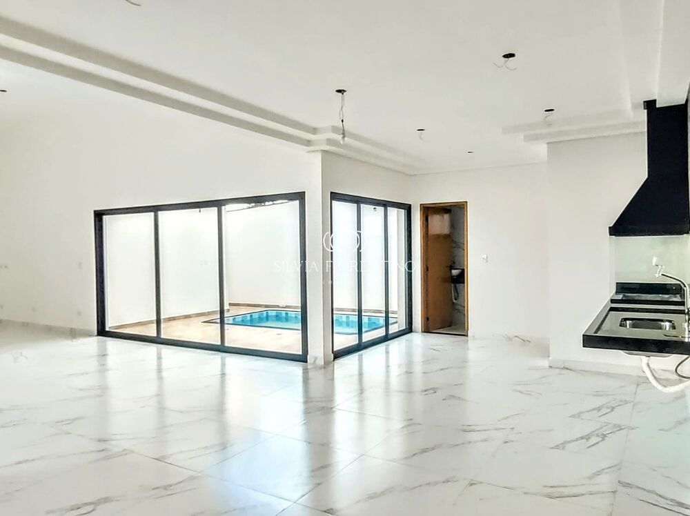 Casa, 3 quartos, 207 m² - Foto 1