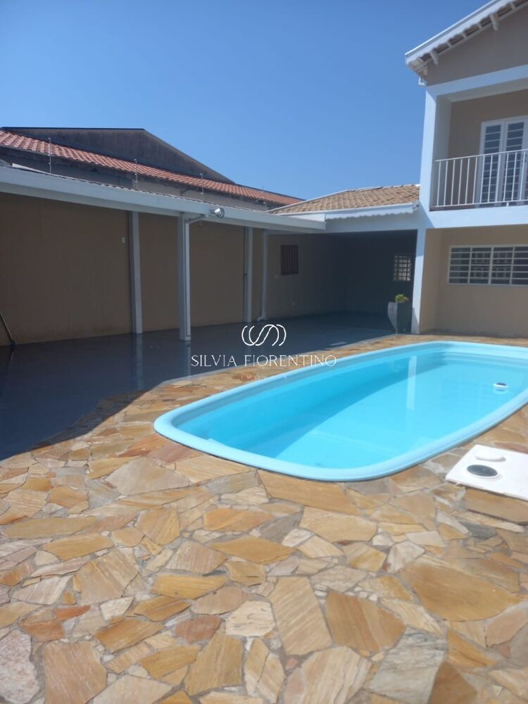Casa, 3 quartos, 250 m² - Foto 1