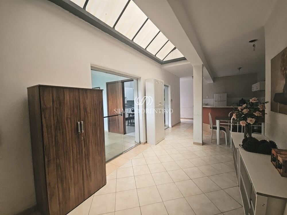 Casa, 4 quartos, 253 m² - Foto 6