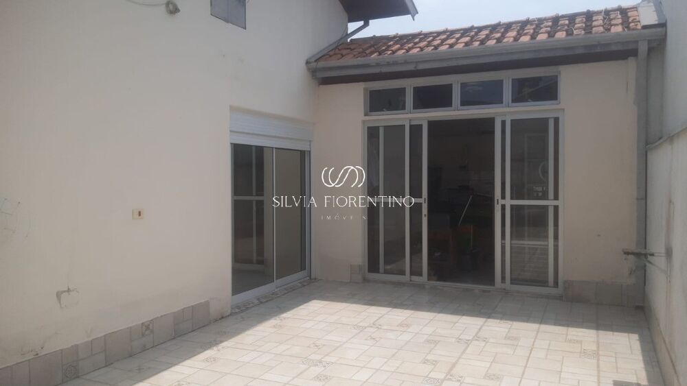 Casa, 3 quartos, 250 m² - Foto 1