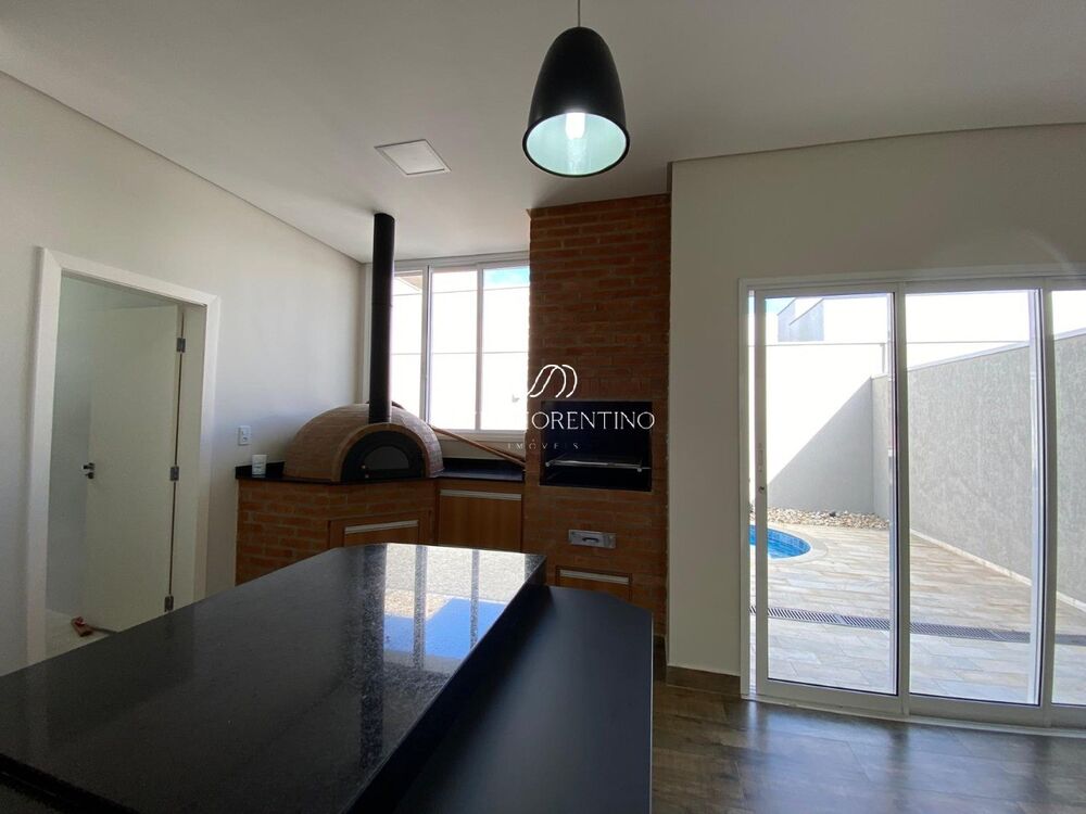 Casa, 3 quartos, 275 m² - Foto 1