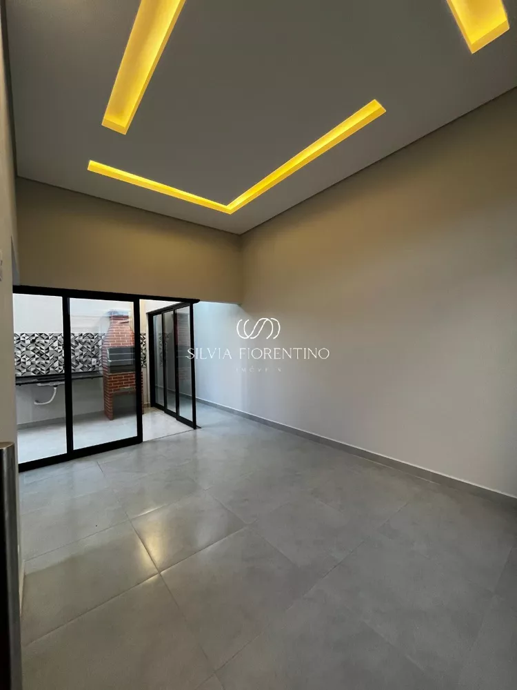 Casa à venda com 3 quartos, 150m² - Foto 2