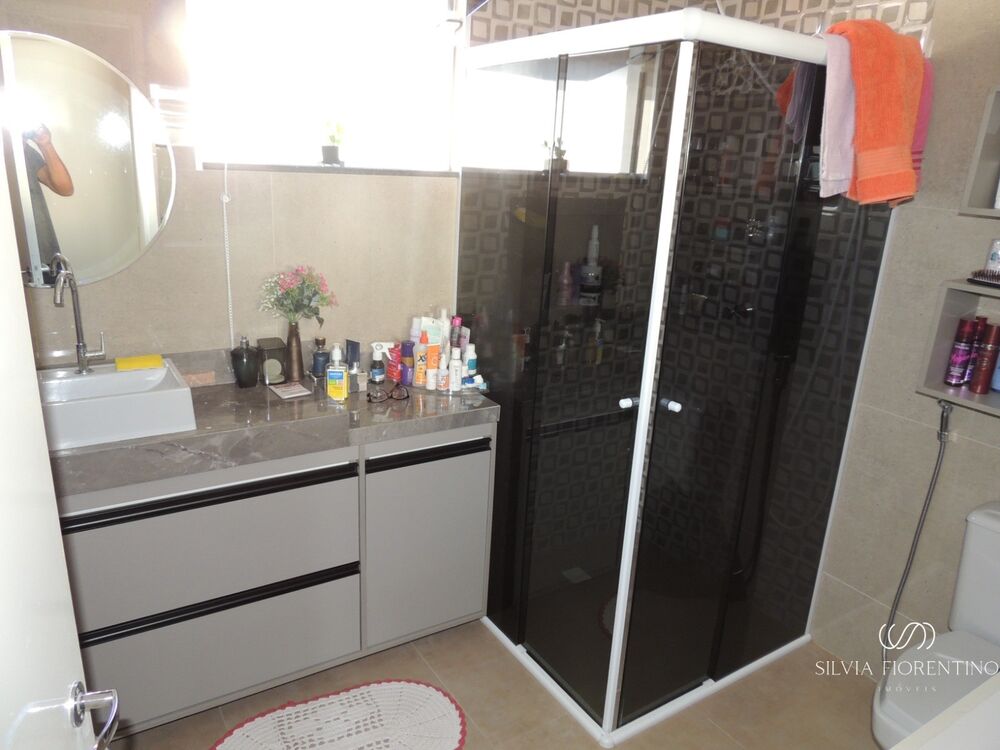 Casa, 3 quartos, 214 m² - Foto 2